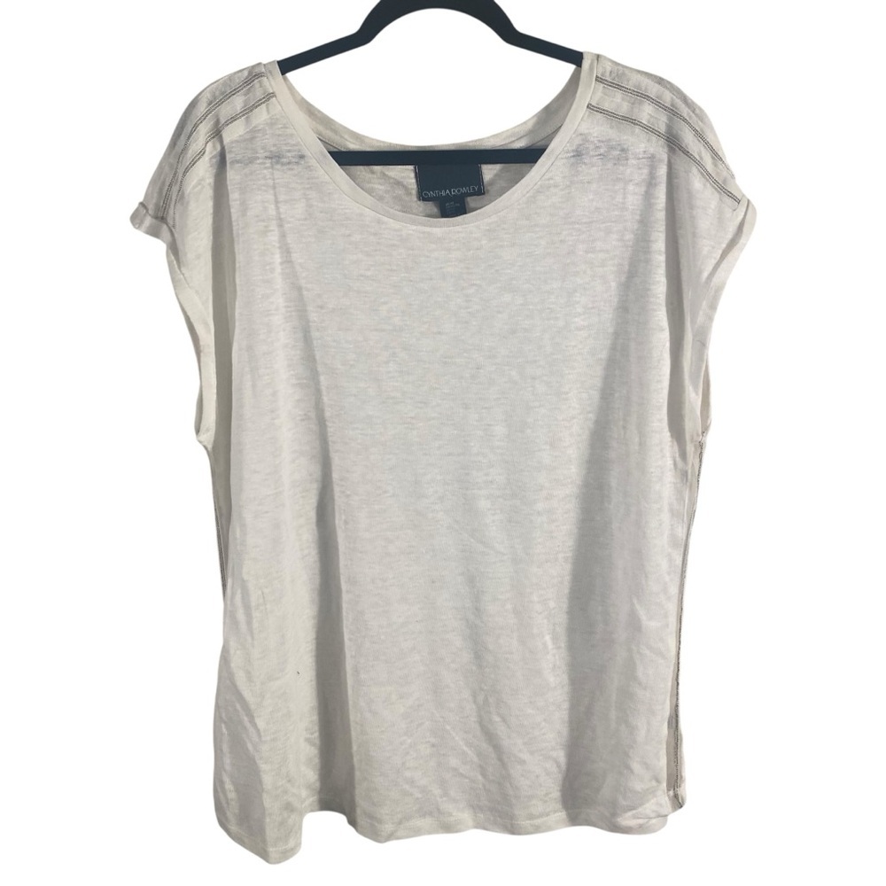 Cynthia Rowley 100% Linen Short Sleeve White Top With silver beading detailing